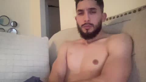 papicubano_guapo23cm online show from 11.13.25