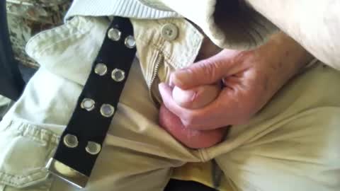 Snapshot of pappa_smurf_ chatting on 11.25.25 Shmoo online show from 11.25.25