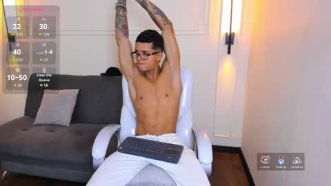 Ryan And Casper online show from 11.28.25