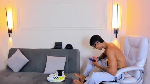 Ryan And Casper online show from 01.08.26