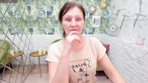 Paris online show from 01.20.25