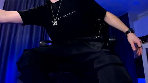 Snapshot of paris_lock chatting on 01.16.26 Paris online show from 01.16.26