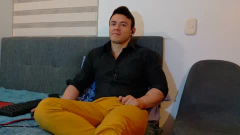 Mark Paris online show from 10.12.25