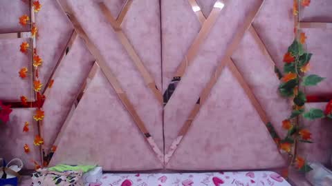 paris petit online show from 09.10.25