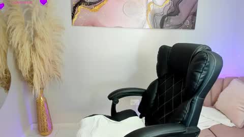 Paris  online show from 01.10.26