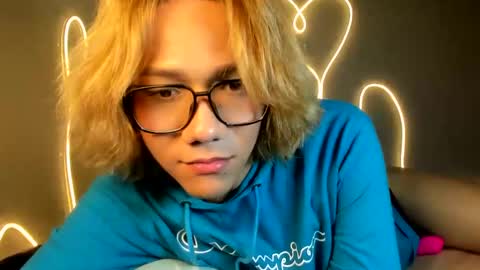 connie online show from 12.11.24