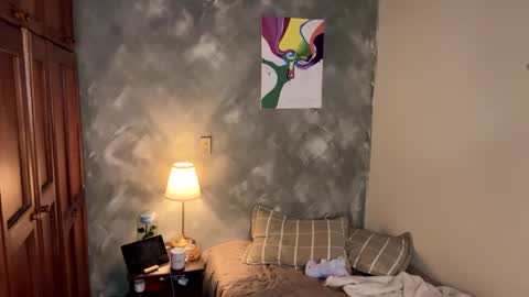 connie online show from 02.05.25