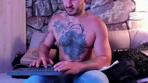 Snapshot of parker_lavine chatting on 12.02.24 parker lavine online show from 12.02.24