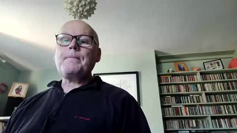 Snapshot of parkie068 chatting on 11.26.25 parkie068 online show from 11.26.25