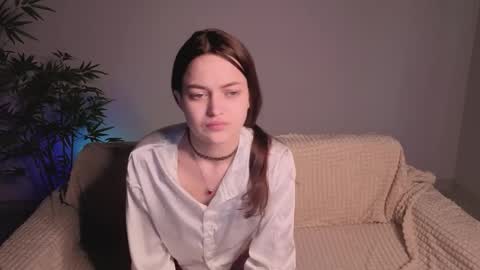 parrot_kisha online show from 04.15.26