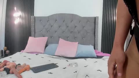 parys_hot online show from 10.29.25