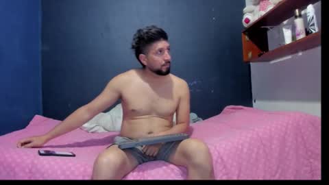 Snapshot of pasionaleshot69 chatting on 03.09.26 Violetafantasy online show from 03.09.26