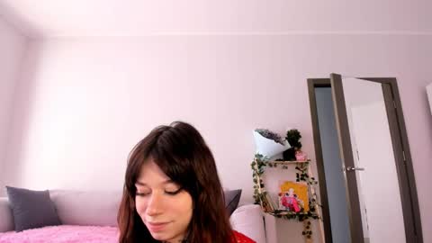 Bella online show from 10.12.25
