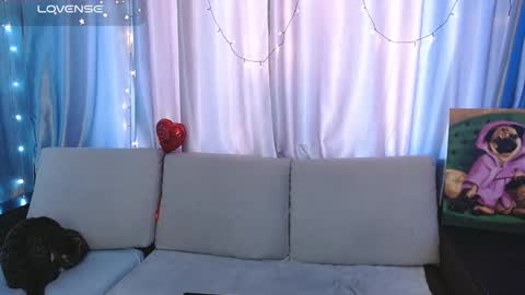 Snapshot of passionate_lora_ chatting on 02.25.25 I am Lora and i am glad to see you in my room online show from 02.25.25