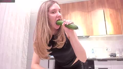 Patricia online show from 04.14.26