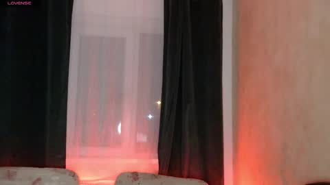   online show from 09.15.25