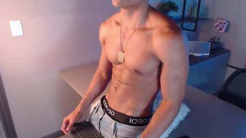 Snapshot of patrick_brown_ chatting on 12.11.24 Patrick Brown online show from 12.11.24