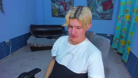 .... online show from 11.21.25