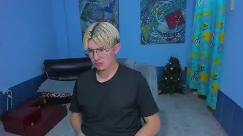 .... online show from 01.12.26