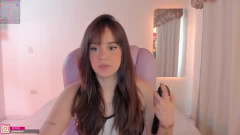 Snapshot of pau_cute chatting on 03.12.25 Sofa online show from 03.12.25