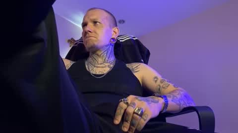 Snapshot of paul_razor chatting on 12.15.25 Paul online show from 12.15.25