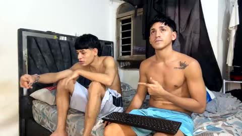 paul_tony13 online show from 01.15.26