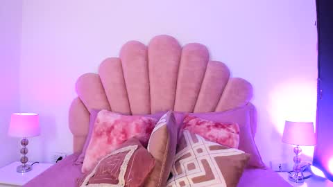 Paula   online show from 02.28.26