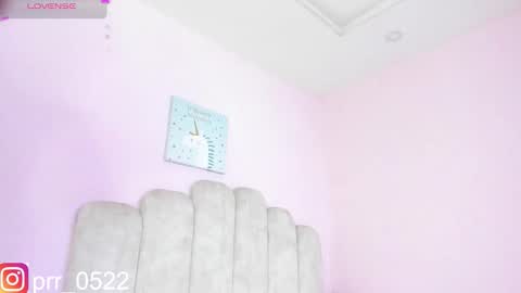 Snapshot of paula_cosio chatting on 10.23.25 dahia online show from 10.23.25