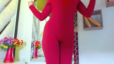 paula_miler1 online show from 04.09.26