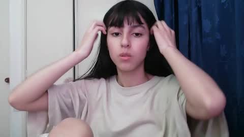 Snapshot of paulainblue chatting on 12.03.24 online show from 12.03.24