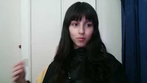 Snapshot of paulainblue chatting on 12.04.24 online show from 12.04.24