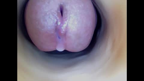 Paula 18 Aninhos online show from 11.03.25