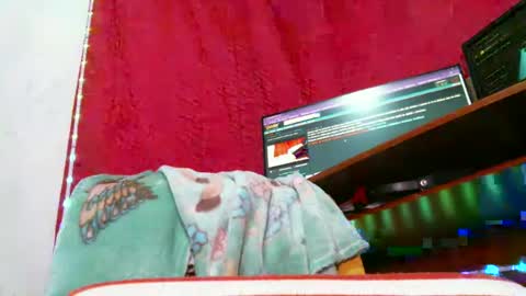 PAULA VALENTINA online show from 02.18.25