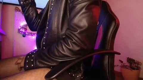 Paul Docux pdocux online show from 12.04.25