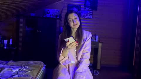 Ashley Cooper online show from 10.04.25