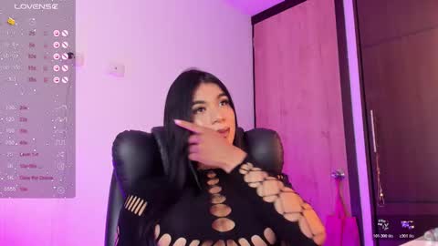 Paulett  online show from 12.02.25