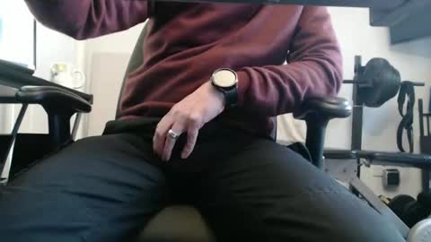 paulie120464 online show from 10.15.25