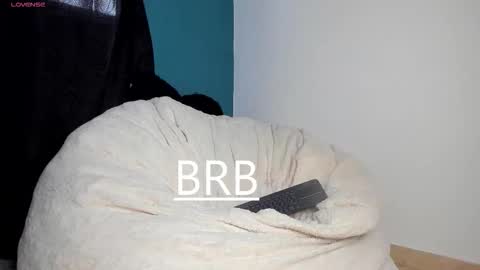 Snapshot of paulin01_ chatting on 10.08.25 Paulina online show from 10.08.25