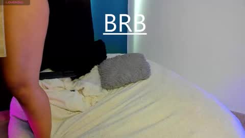 Snapshot of paulin01_ chatting on 10.29.25 Paulina online show from 10.29.25