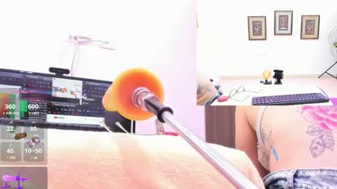 Snapshot of paulina_davis_ chatting on 01.18.25 Paulina Davis online show from 01.18.25
