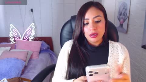 Snapshot of paulina_galvis2700 chatting on 04.01.26 paulina online show from 04.01.26