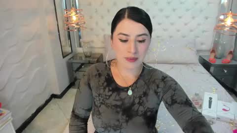 Snapshot of paulinabelen21 chatting on 03.05.25 paulinabelen21 online show from 03.05.25