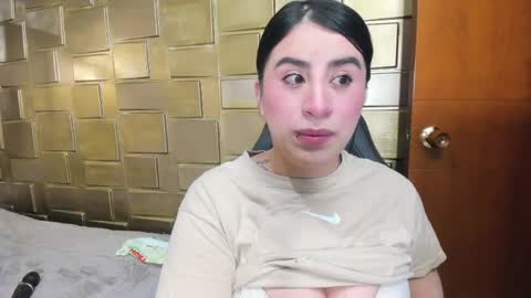 Snapshot of paulinabelen21 chatting on 05.12.26 paulinabelen21 online show from 05.12.26