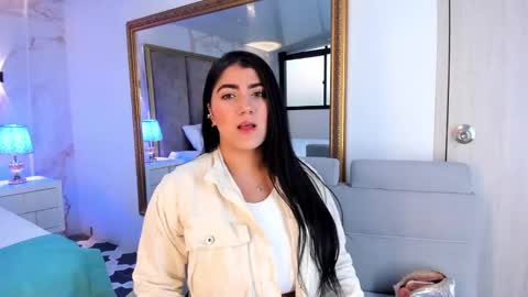 Paulina online show from 01.19.25