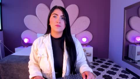 Paulina online show from 01.23.25
