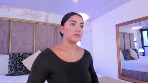 Paulina online show from 09.19.25
