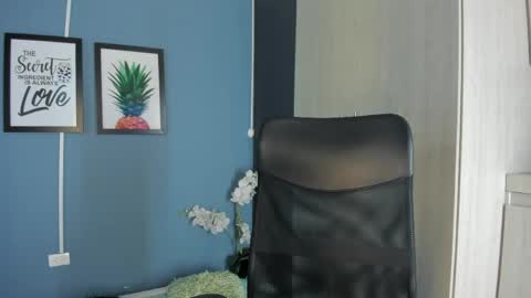 Snapshot of paulinaduarte_ chatting on 04.20.26 Paulina online show from 04.20.26