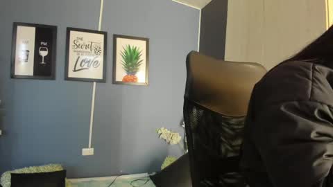 Snapshot of paulinaduarte_ chatting on 04.22.26 Paulina online show from 04.22.26