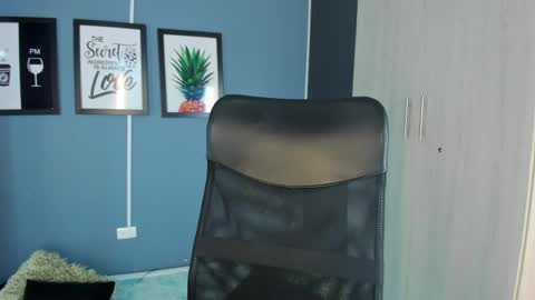 Snapshot of paulinaduarte_ chatting on 04.25.26 Paulina online show from 04.25.26