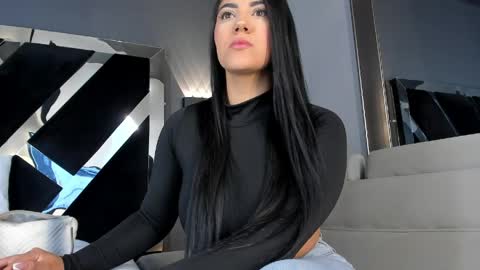 Snapshot of paulinaduarte_ chatting on 05.28.26 Paulina online show from 05.28.26